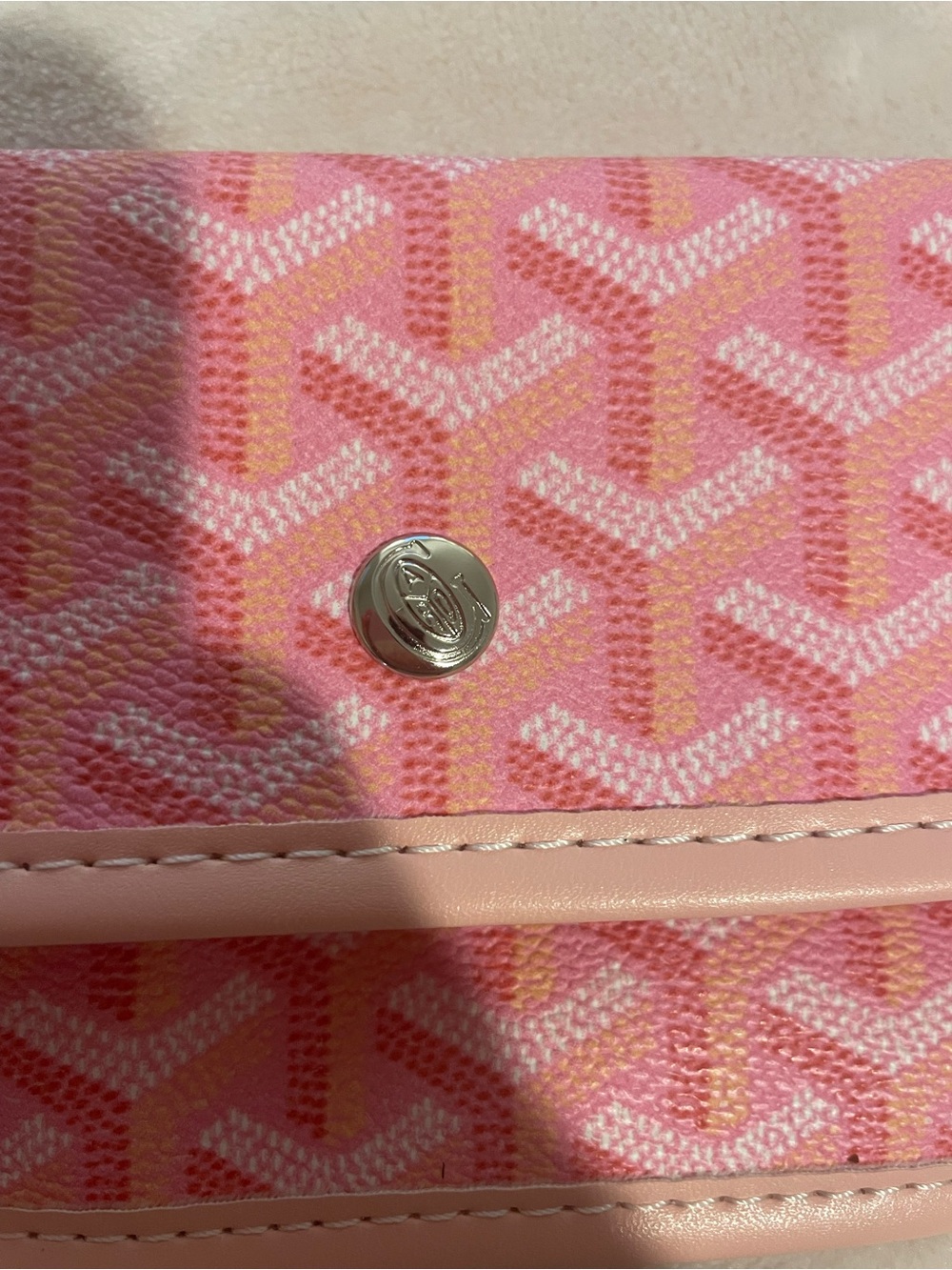 Goyard Pink Patterned Snap Wallet - Picture 4 of 5